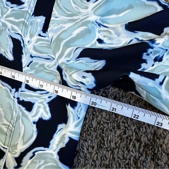 Natori women’s blouse medium blue white - Picture 6 of 7